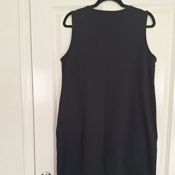 Eileen Fisher  black sleevles pocket dress size M - Picture 4 of 7